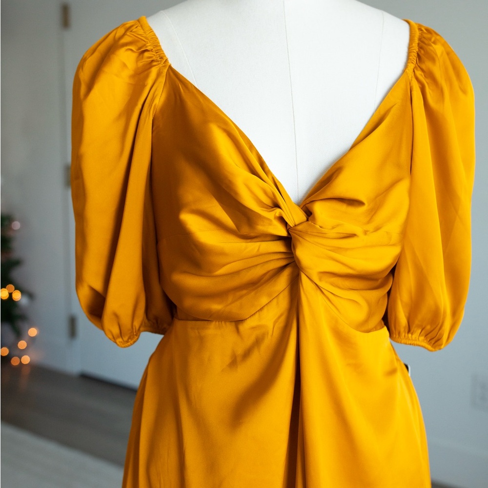 EXPRESS Satin V-Neck Puff Sleeve Twist Front Mini Fit and Flare Dress Golden - Picture 15 of 16